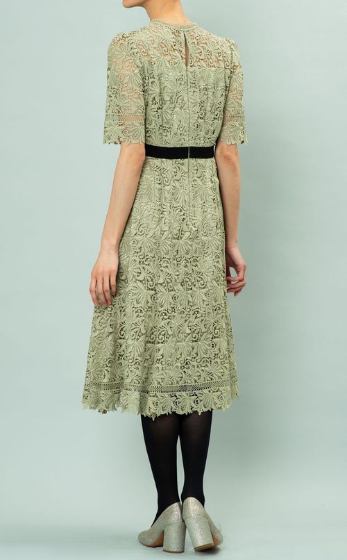 ウエストマークレースワンピース