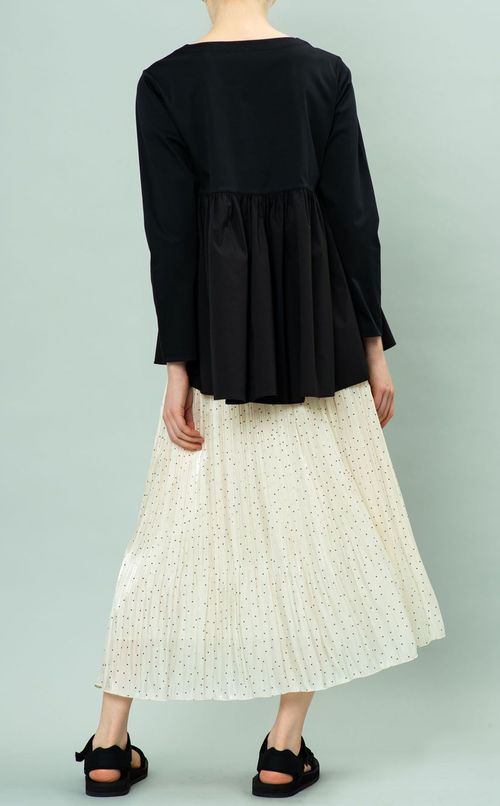 ドットサテンプリーツスカート