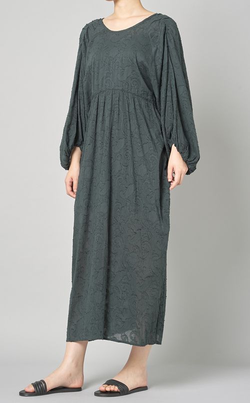 ボタニカルジャガードギャザーワンピース