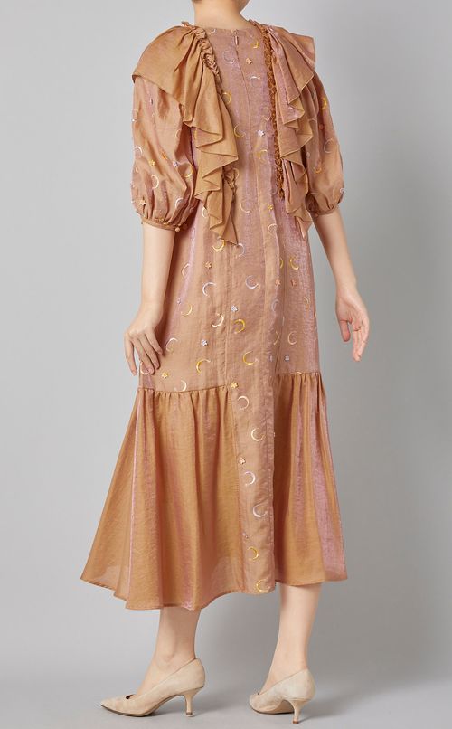 エンブロイダリーラッフルワンピース