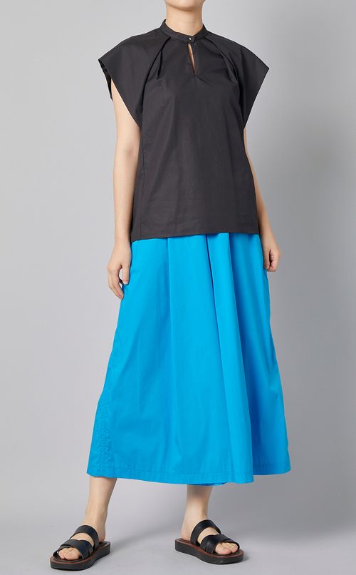 ショルダースリーブブラウス