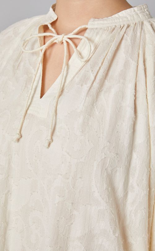 ボタニカルジャガードコットンブラウス