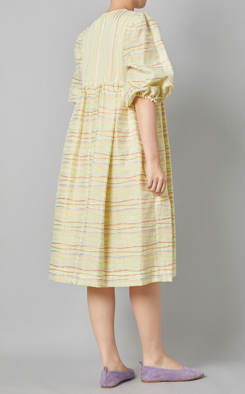 レインボージャガードボリュームドレス