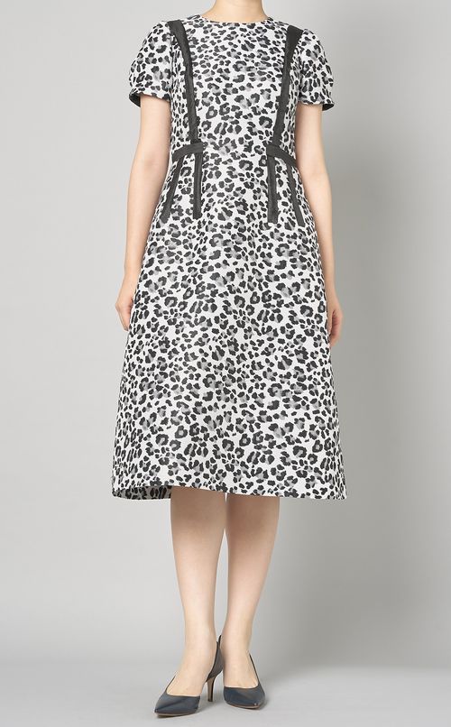 レオパードハーフスリーブワンピース