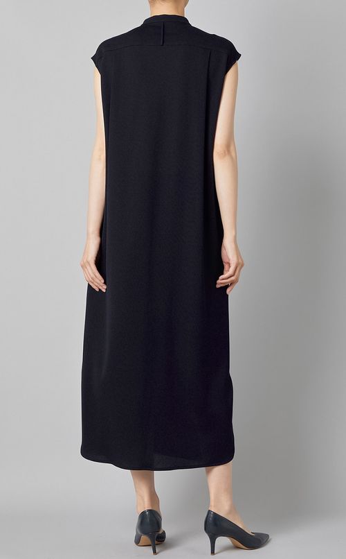 フロントフリルスリーブレスワンピース