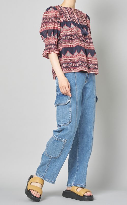 プリントパフスリーブブラウス