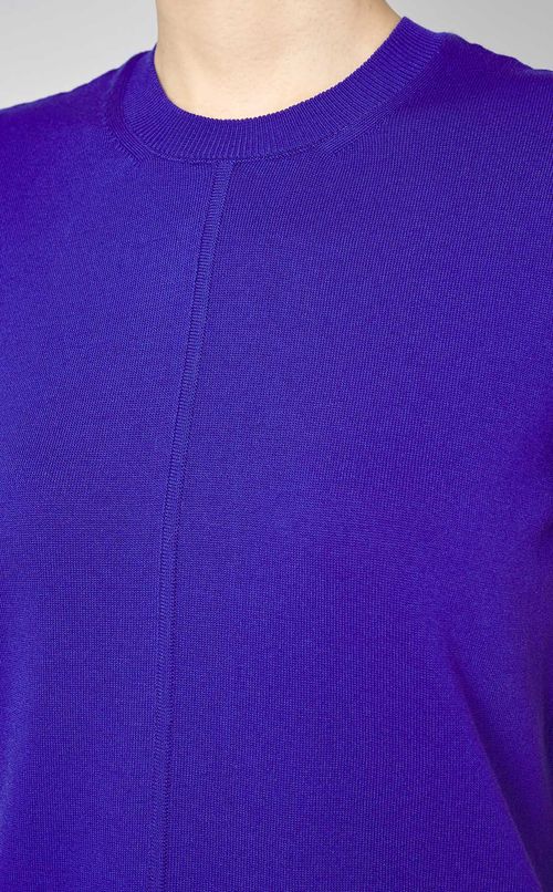 クルーネックハーフスリーブニット