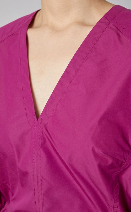 コットンポプリンVネックブラウス