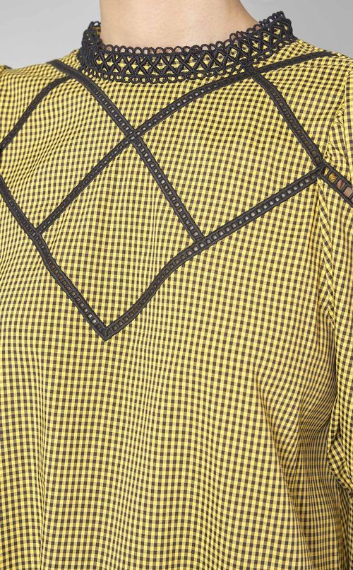 カットワークチュニックブラウス