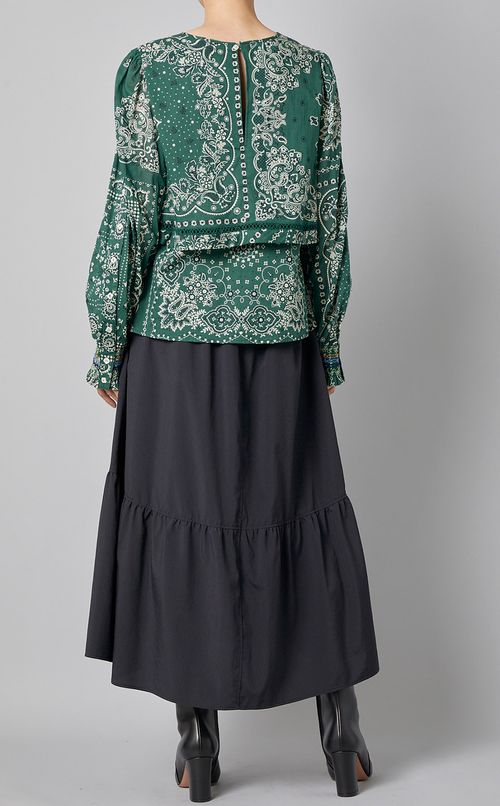 バンダナプリントブラウス