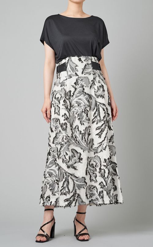 ダブルベルトナロースカート