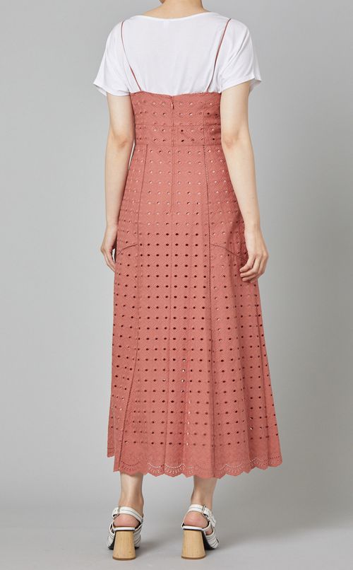 エンブロイダリーワンピース