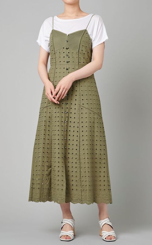 エンブロイダリーワンピース