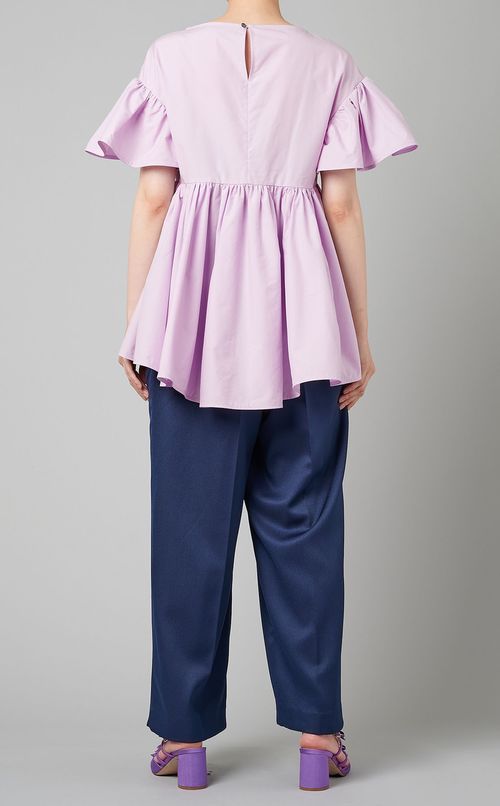 袖ギャザーペプラムブラウス