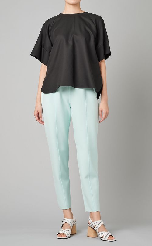 クルーネックシアーブラウス