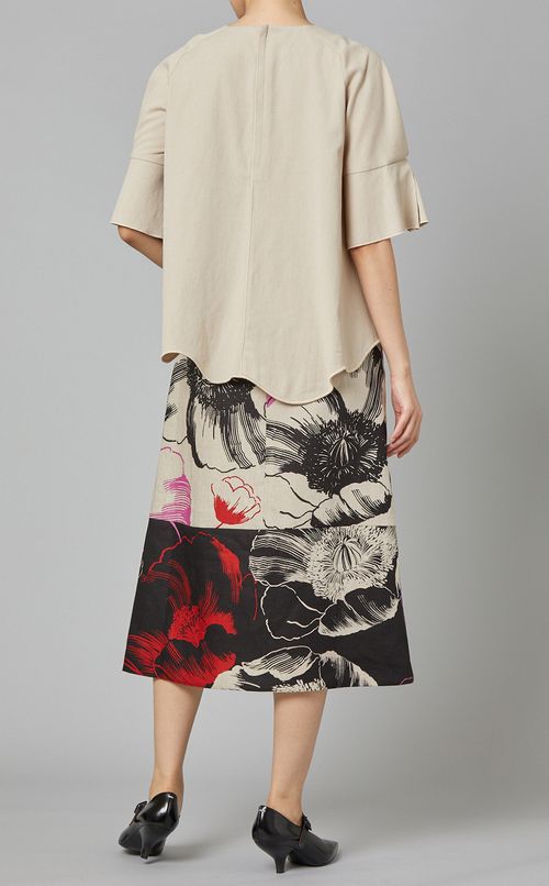 パネルカットワークブラウス