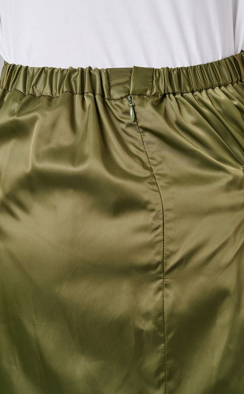 シャーリングスカート