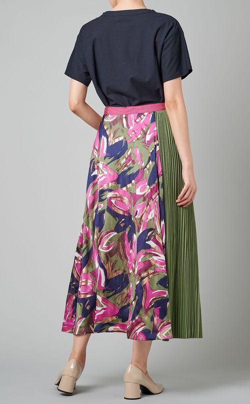 箔プリントプリーツスカート