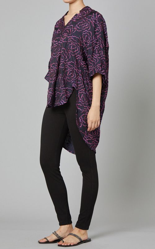 エンブロイダリーコットンブラウス