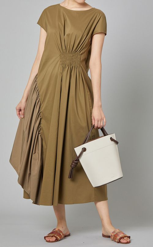 アシンメトリーギャザーワンピース