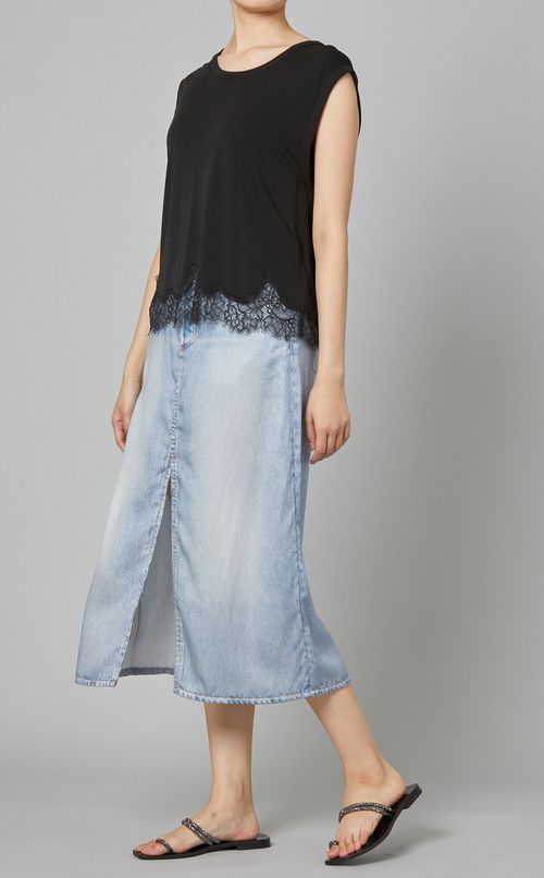 レースヘムラインノースリーブプルオーバー