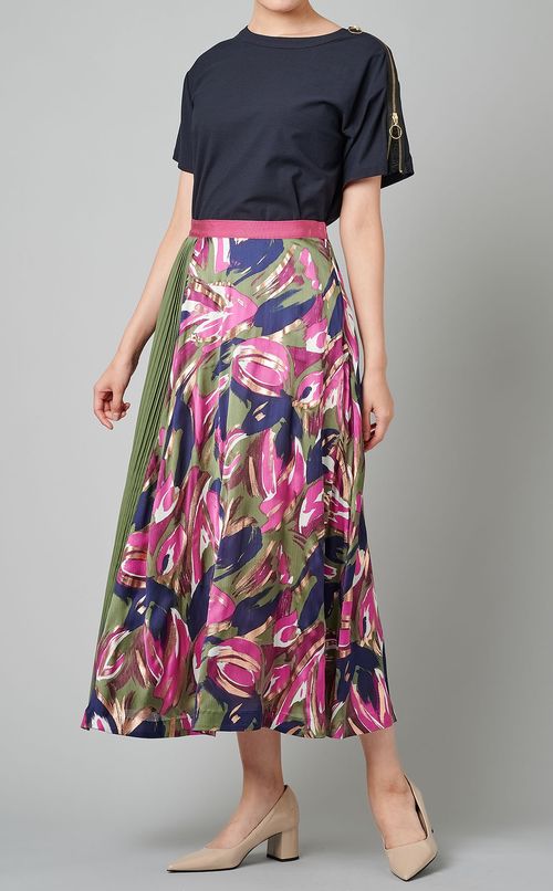 箔プリントプリーツスカート