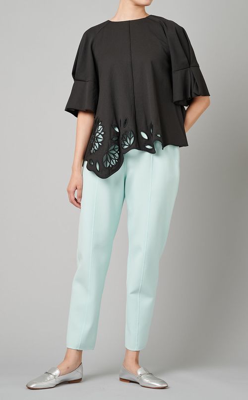 センタープレステーパードパンツ