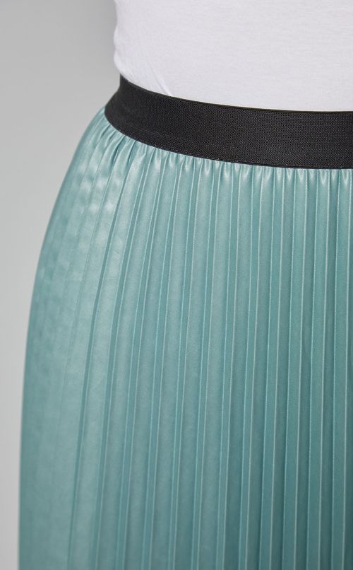 メタリックプリーツスカート