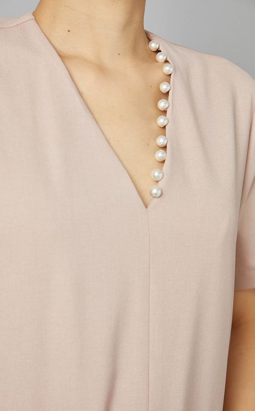 パール付Vネックフレアワンピース