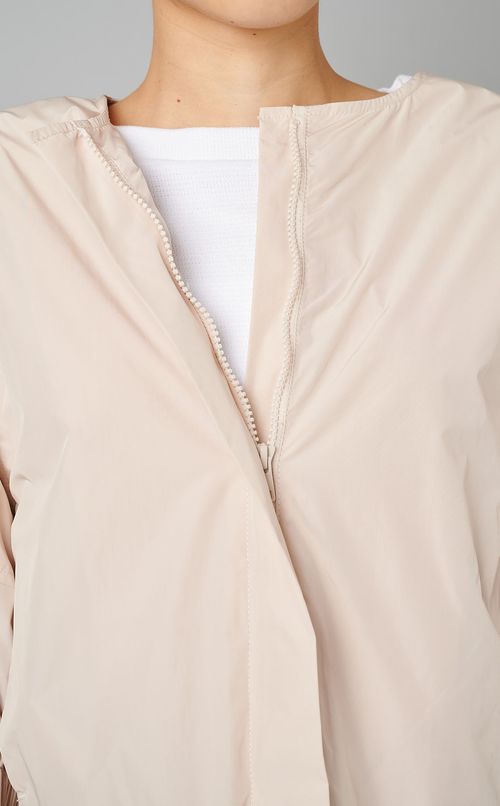 ボリュームフォルムブルゾン