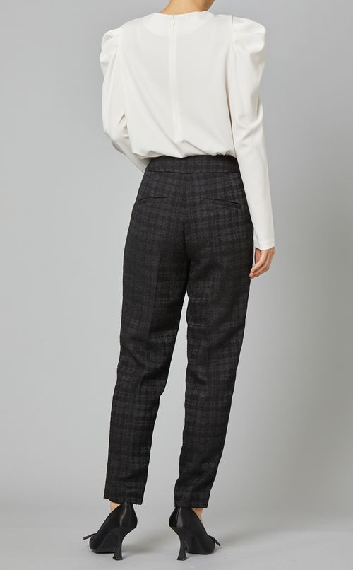 チェックテーパードパンツ