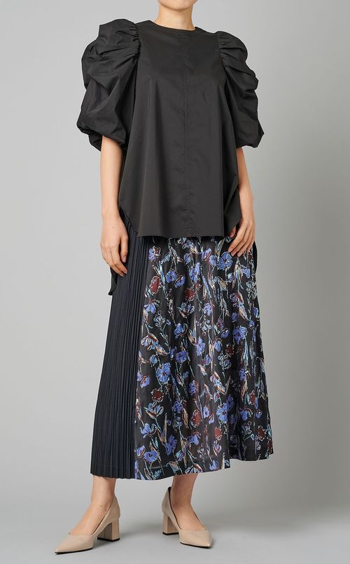 ボリュームバルーンブラウス