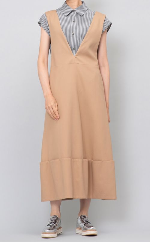 コットンVネックフレアワンピース