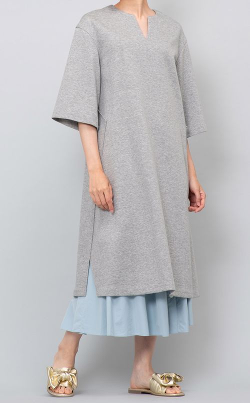 キーネックフレアワンピース