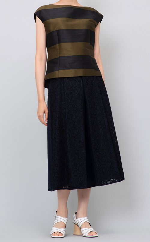 フロントレースタックスカート