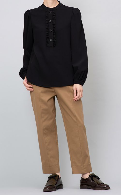 フロントフリルブラウス