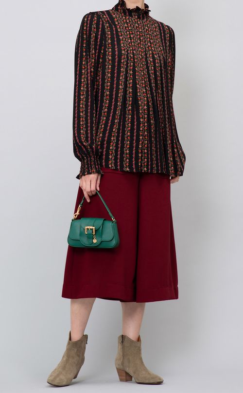 フラワープリントブラウス