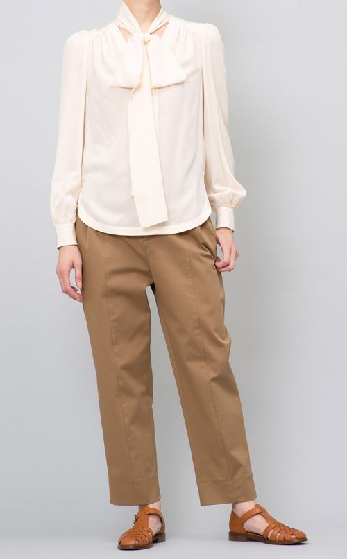 フロントタッククロップドパンツ