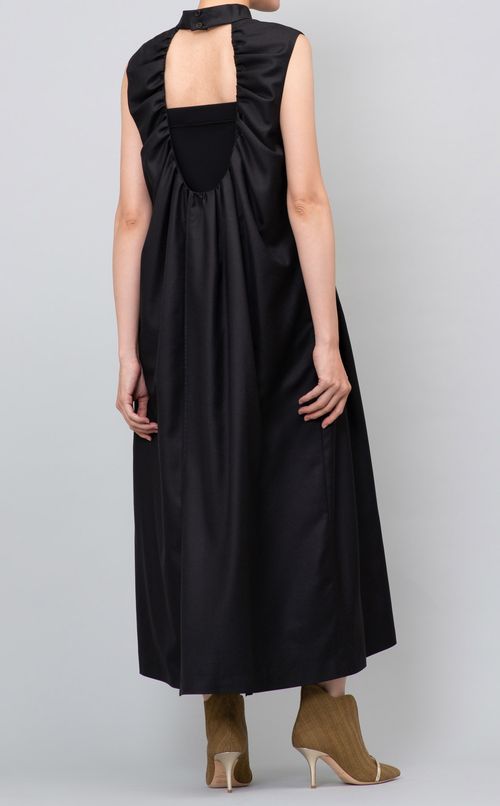 ハイネックバックデザインワンピース