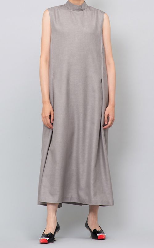 ハイネックバックデザインワンピース