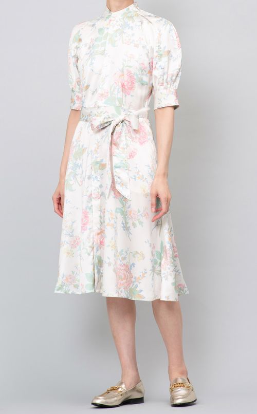 フラワープリントパフスリーブワンピース