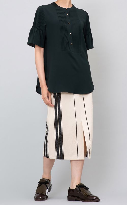 ピンタックフレアスリーブブラウス