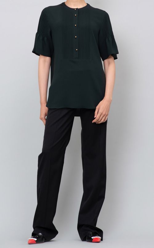 ピンタックフレアスリーブブラウス