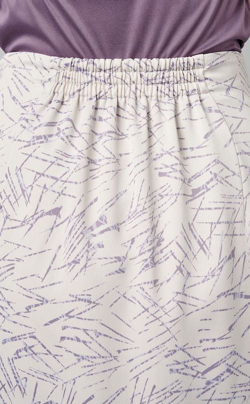 アシンメトリーヘムプリントスカート