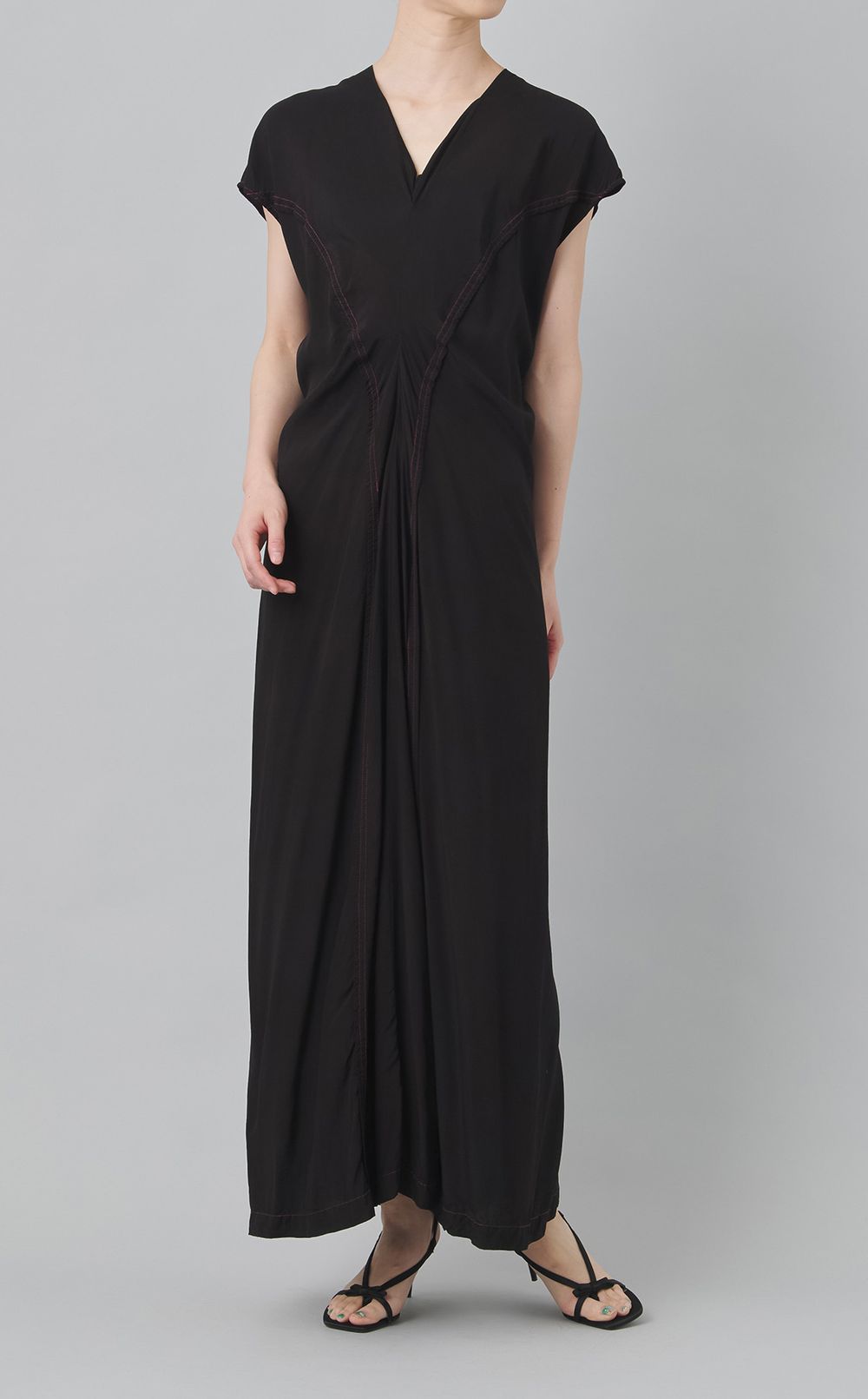 【reADdress】Vネックロングワンピース