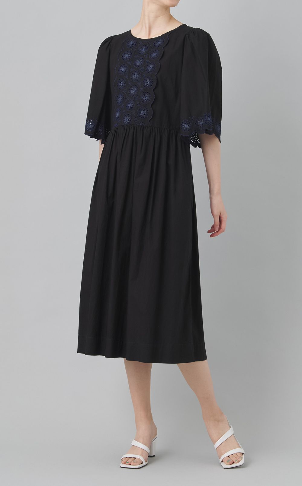 【reADdress】エンブロイダリーワンピース