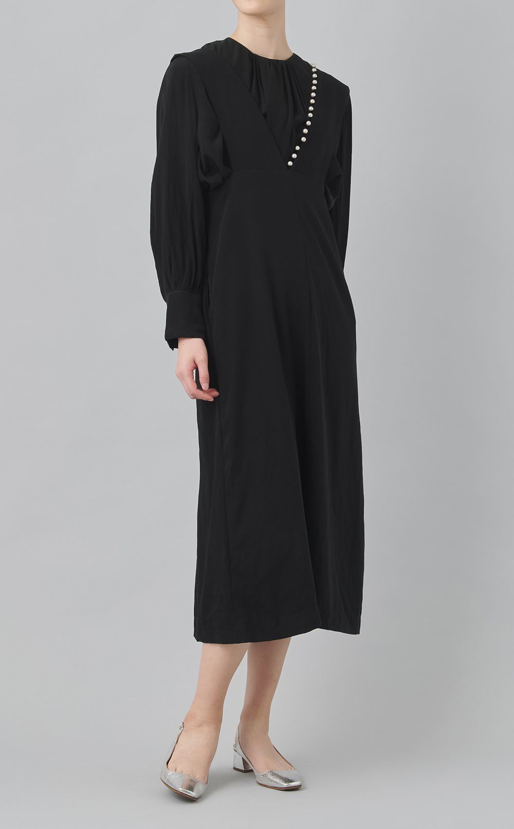 【reADdress】クルーネックブラウス