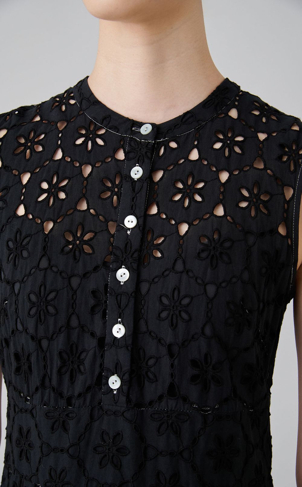 【reADdress】カットレースワンピース