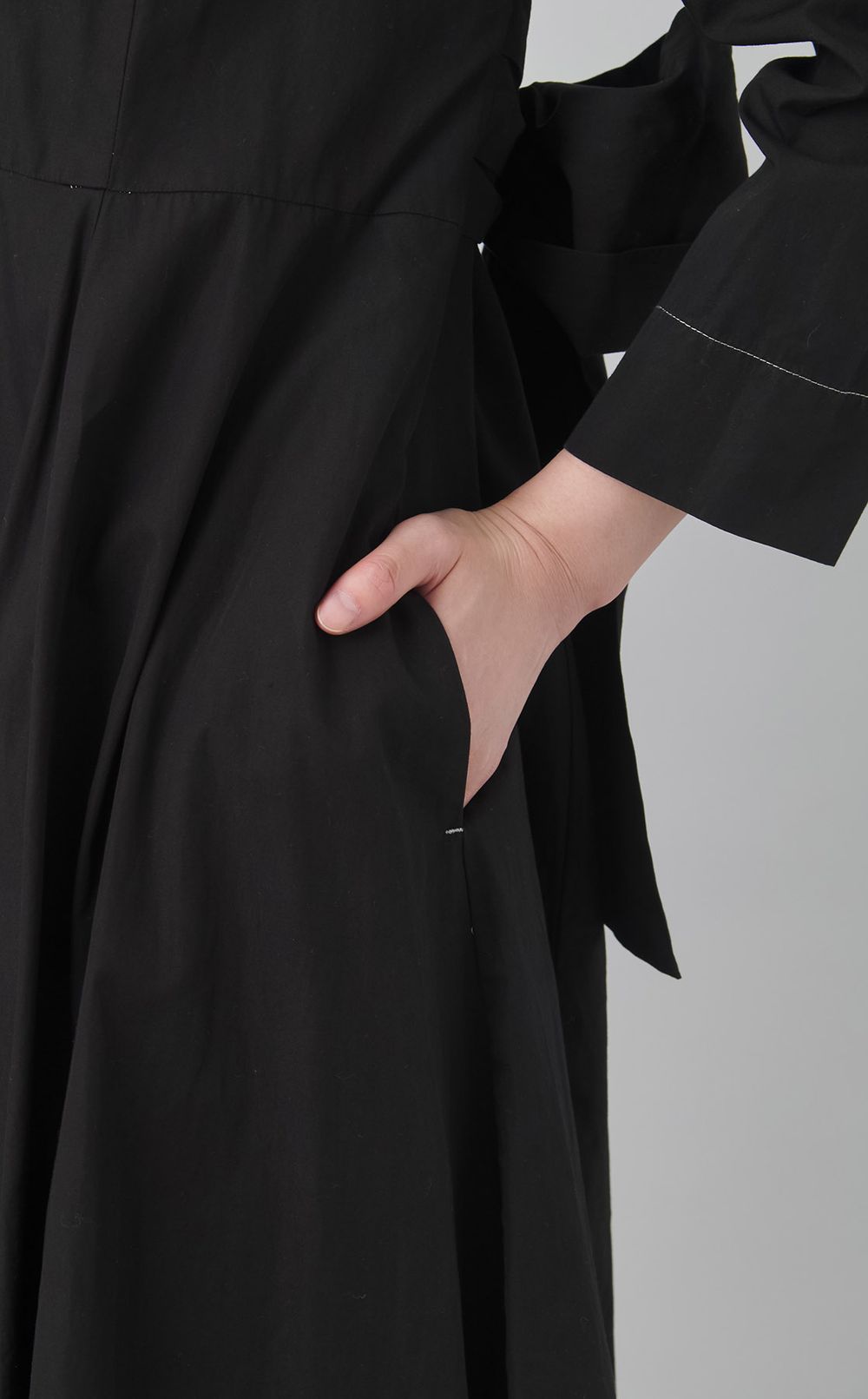 【reADdress】Vネックギャザーワンピース