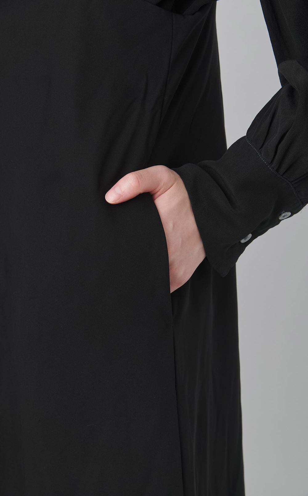 【reADdress】ワンサイドパールジャンパースカート